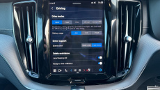 Volvo Xc60 2.0 T8 455 Recharge PHEV R DESIGN Pro 5dr AWD Auto Estate